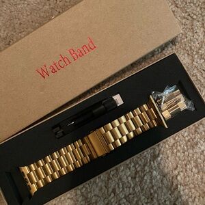 Apple Watch gold link band